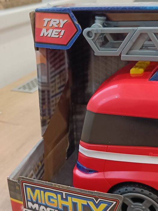 Mașina de pompieri Teamsterz