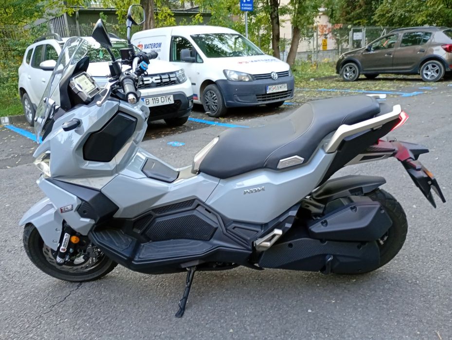 Scuter adventure Sym Adx 125