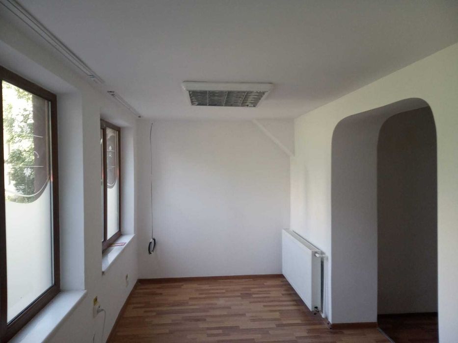 spatiu comercial inchiriere