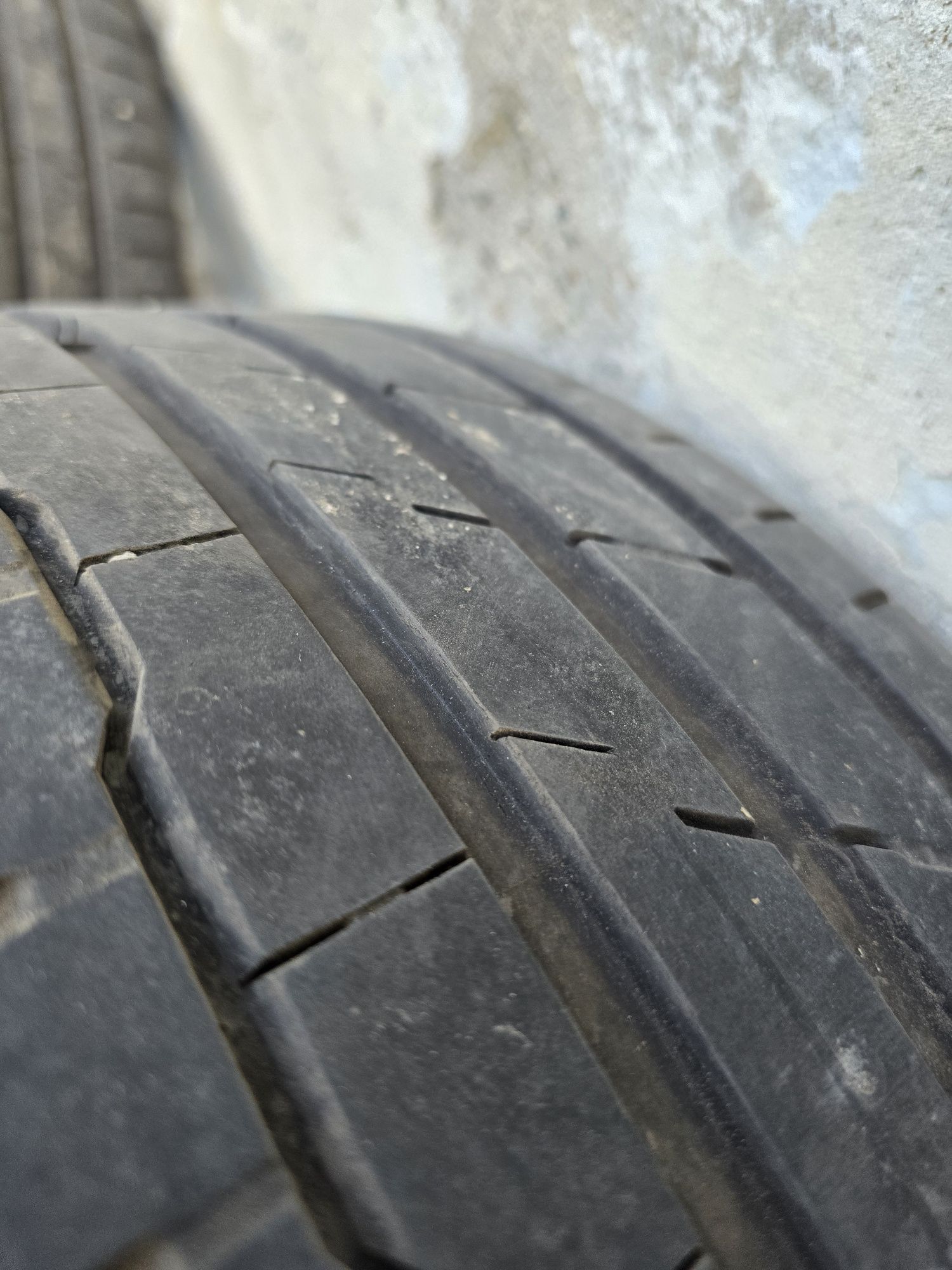 Anvelope vara 225 40 R18 cauciucuri Hankook