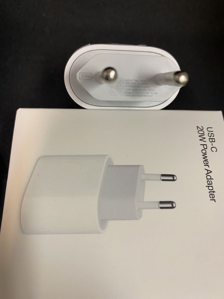 Зарядно Iphone SE 2020 ; USB-C Power Adaptor Айфон СЕ