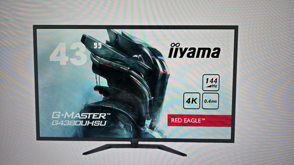 De vânzare, monitor gaming 43"