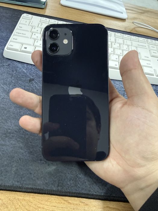 Iphone 12 64 black yengi