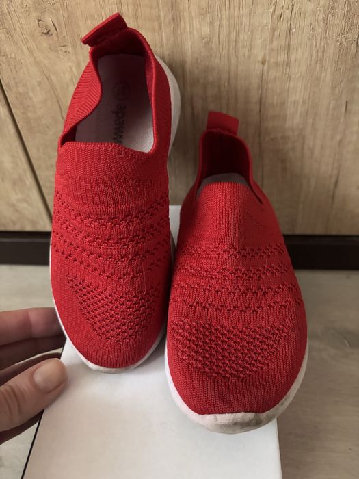 Adidas rosu textil marime 27
