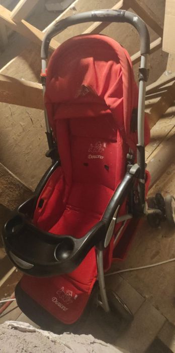 Cărucior pentru copii