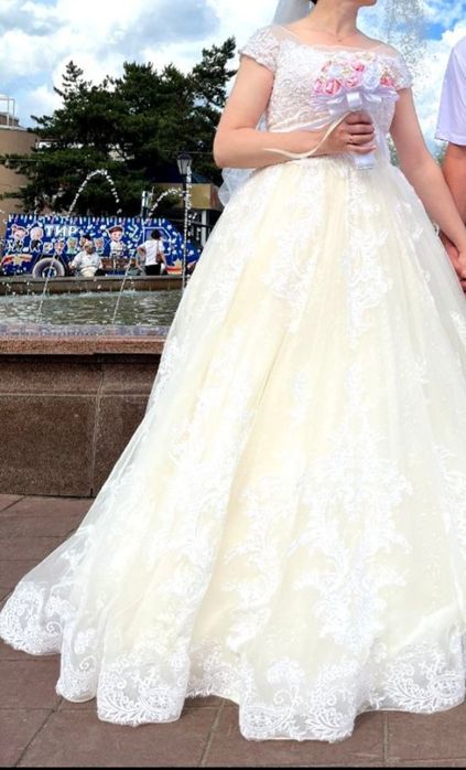 Свадебное платье