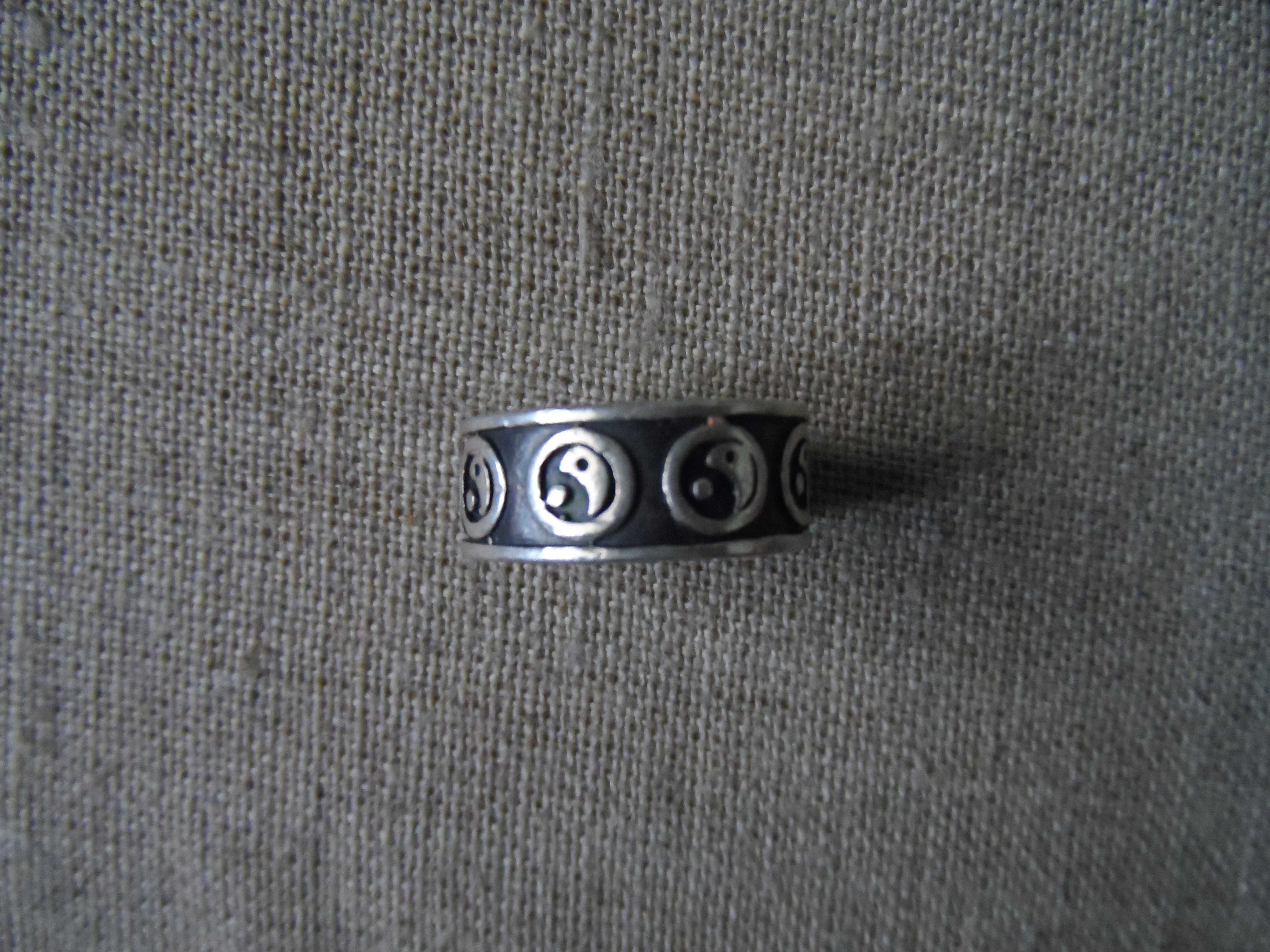 сребърен пръстен / халка