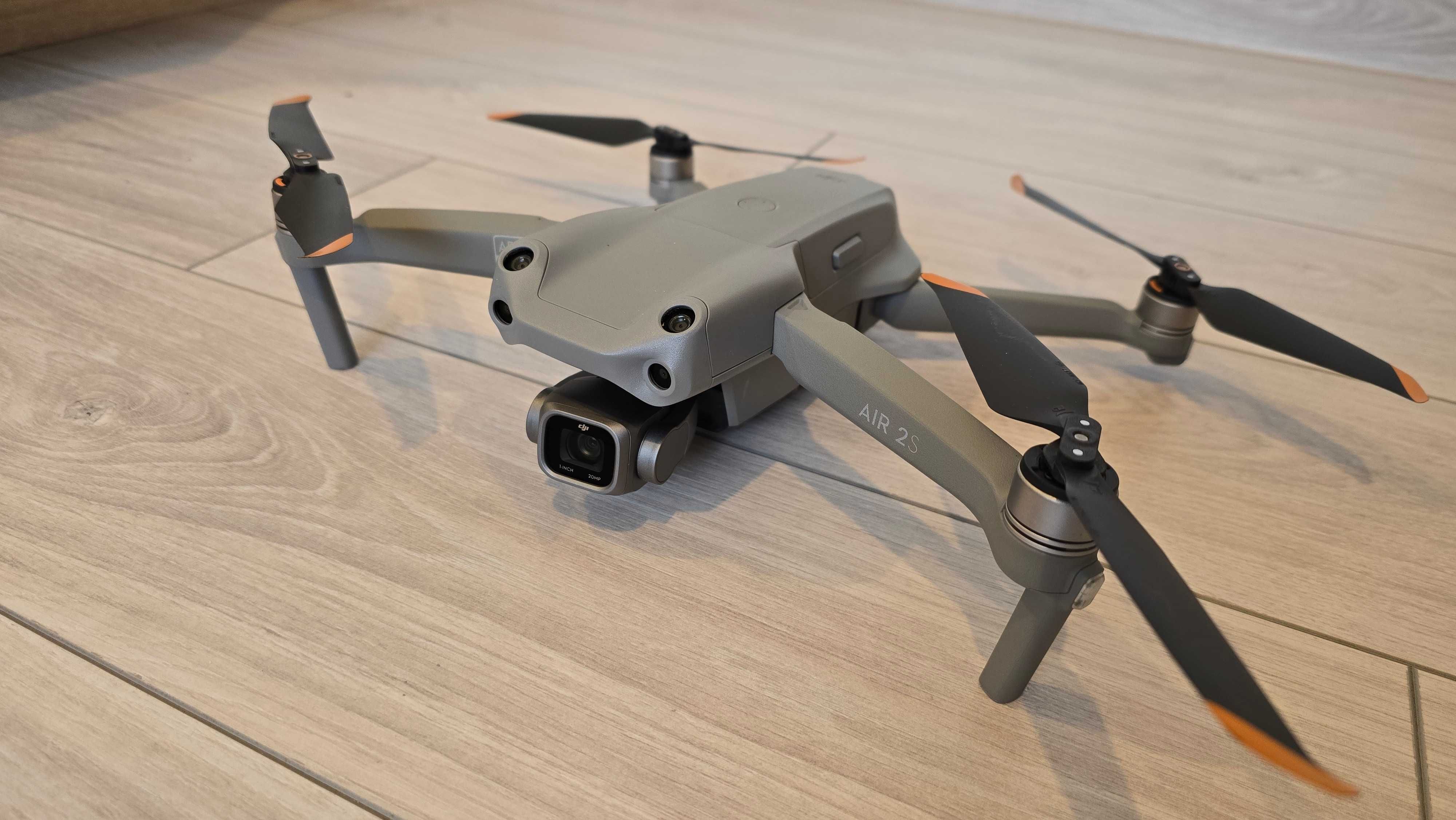 Drona DJI Mavic Air 2s - Extra Fly More Combo
