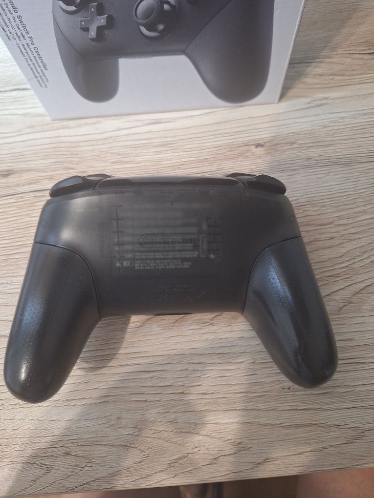 Nintendo Pro Switch Controller