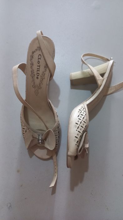 Женская обувь босоножки