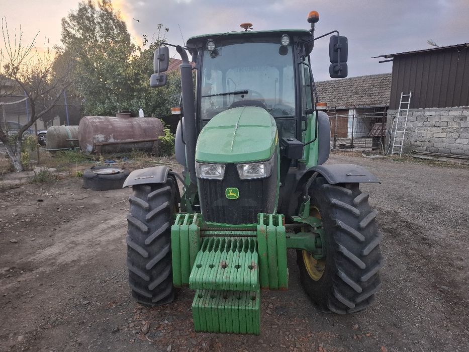 John deere 5100 m