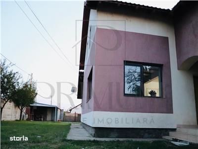 Casa 5 camere - curte mare