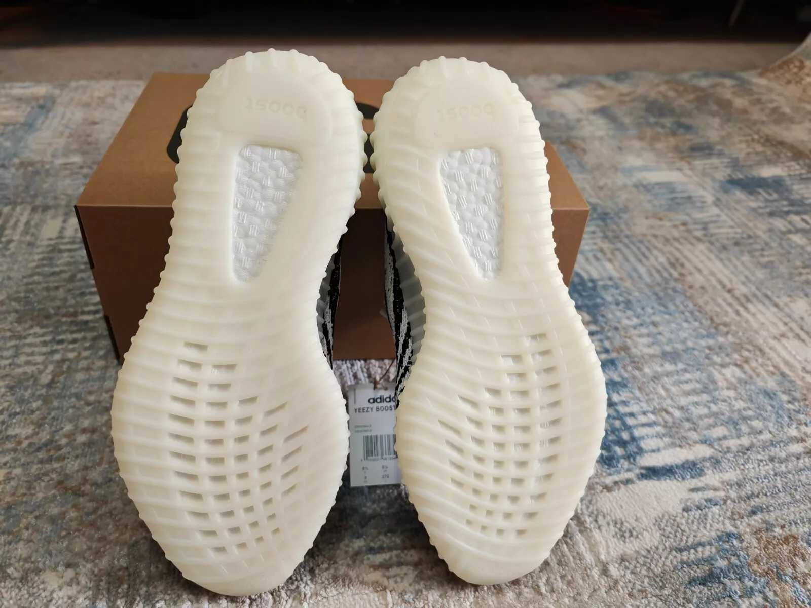 Adidasi Yeezy Boost 350 V2 Zebra White