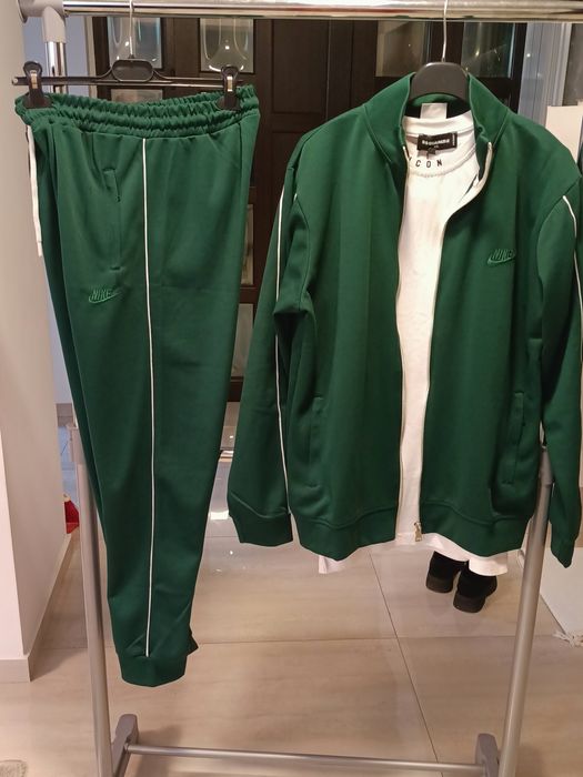 Trening pentru barbati și tricou nike