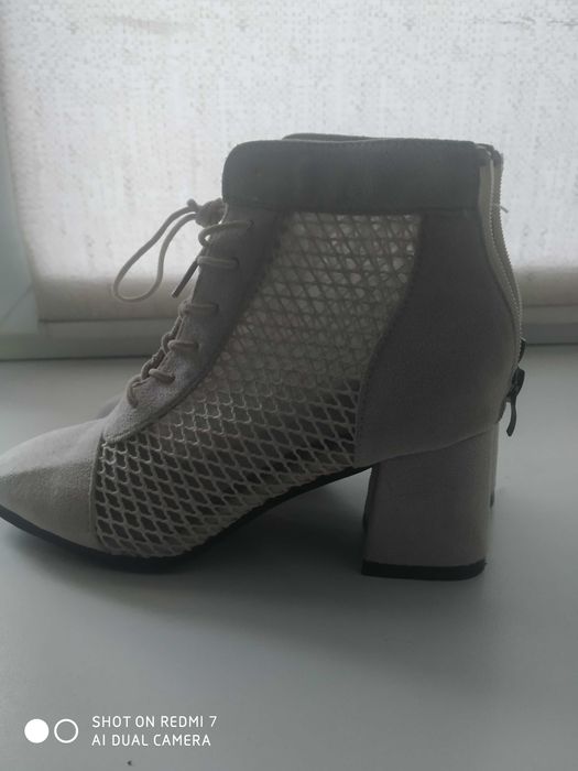 Ботиночки. В сетку. Средний каблук