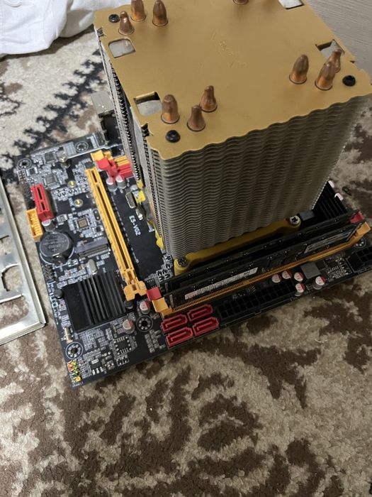 Комплект X79 + Xeon E5-2689