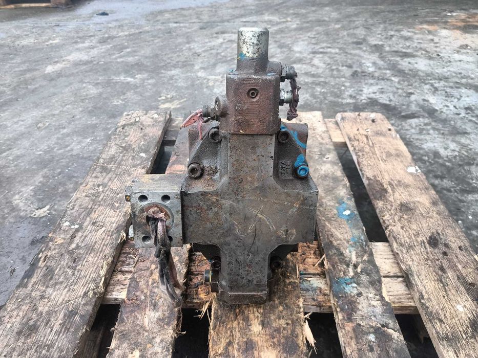 Hidromotor Buldozer Liebherr BMV105