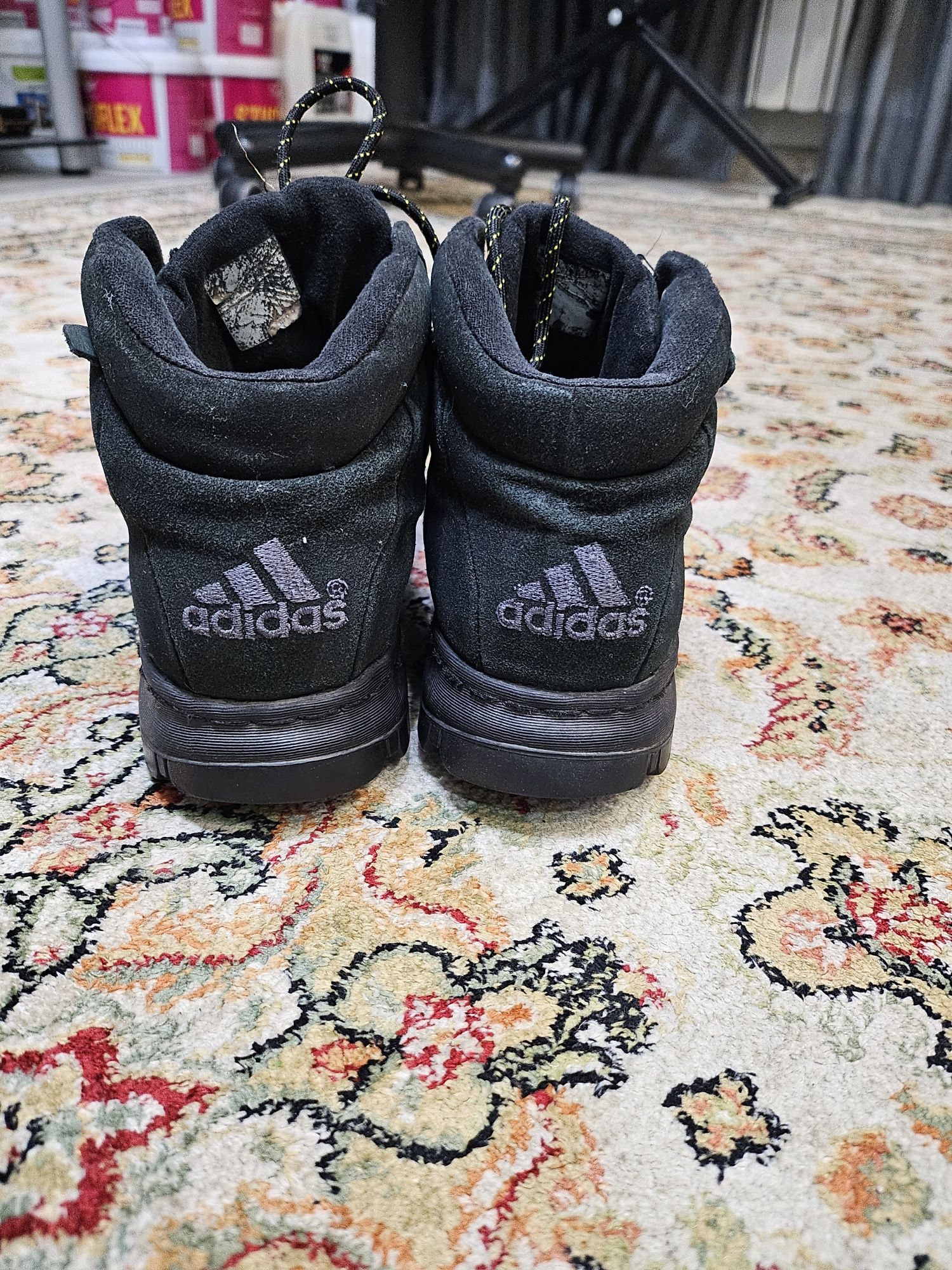 Зимние ботинки Adidas