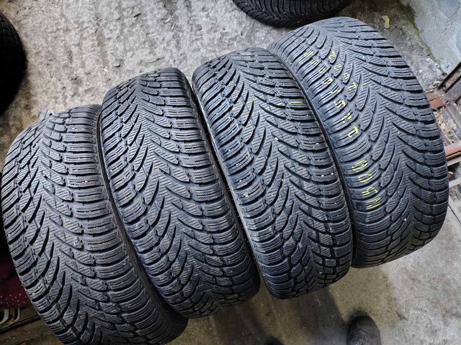 4бр.зимни гуми NOKIAN 225/60/18 104H