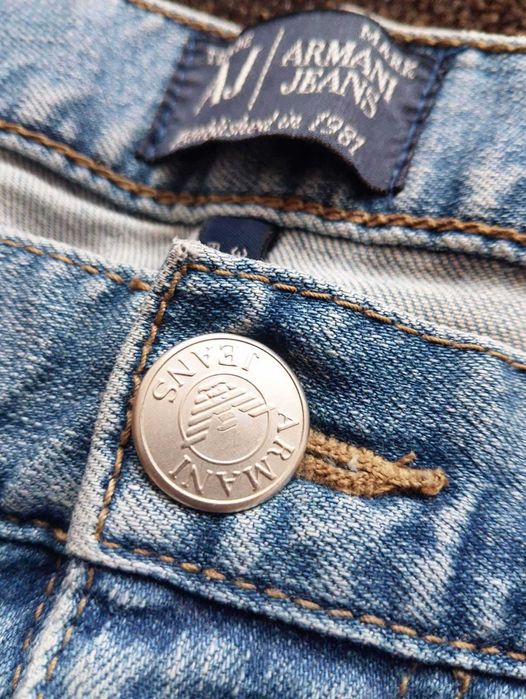 Дънки Armani Exchange