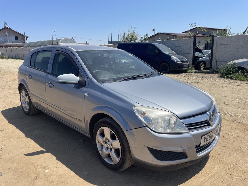 Dezmembrez opel astra h 1.6 benzina / 1.7 cdti