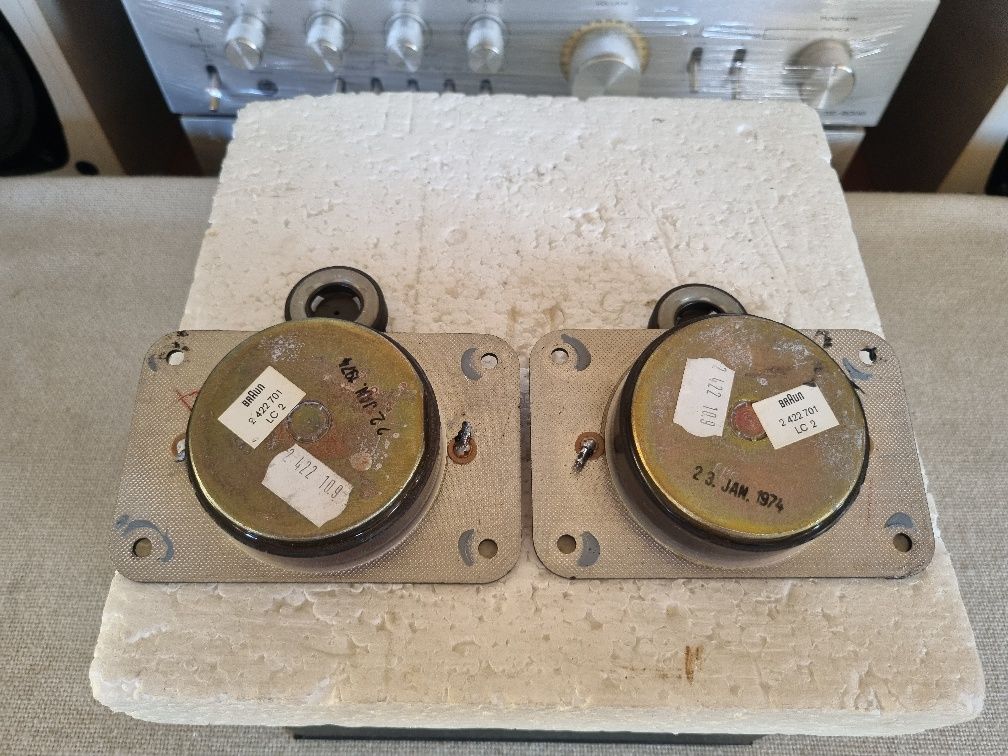 Set Tweetere Braun. 8 ohms, 40 watts, 12x8 cm. Perfecta stare.