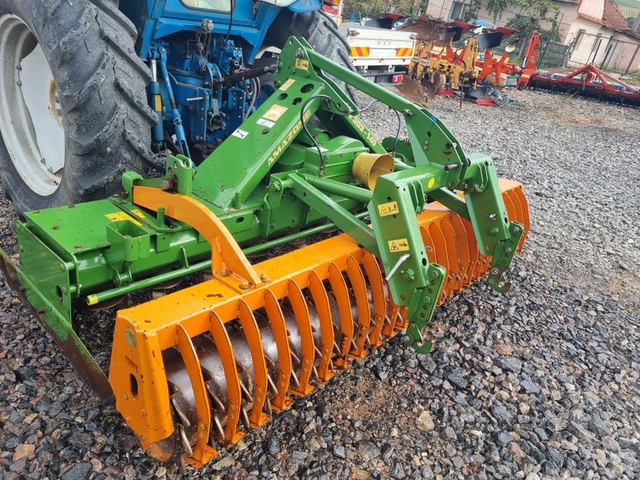 Grapa rotativa Amazone KE 303