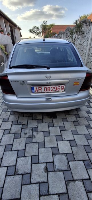 Dezmembrez Opel astra  G 1,7 dizel.  Masina funcționează perfect.