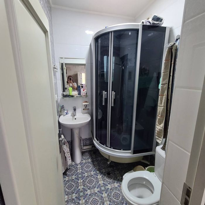 Kvartira sotiladi Shayxontoxur tumani Tinchlik 1/4/9/ 53m²