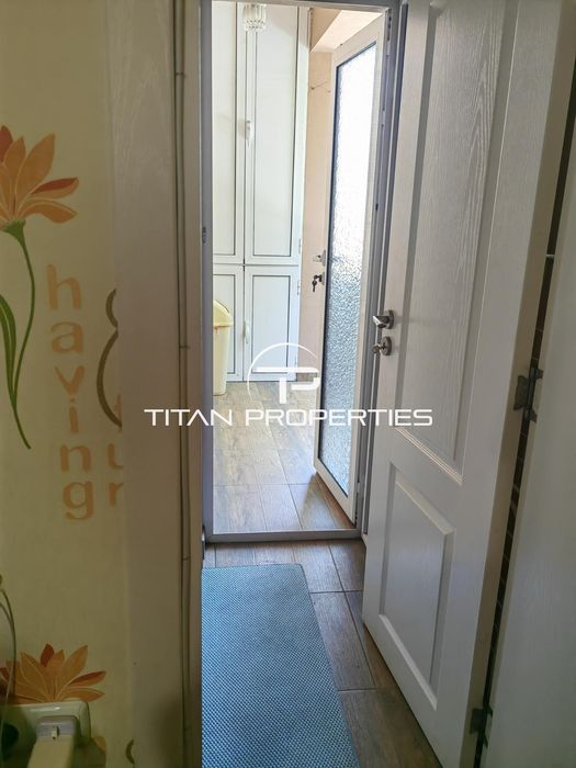 Продава се Двустаен апартамент в Варна, Център - 65 кв.м за 3524 €/кв.м - Снимка #5