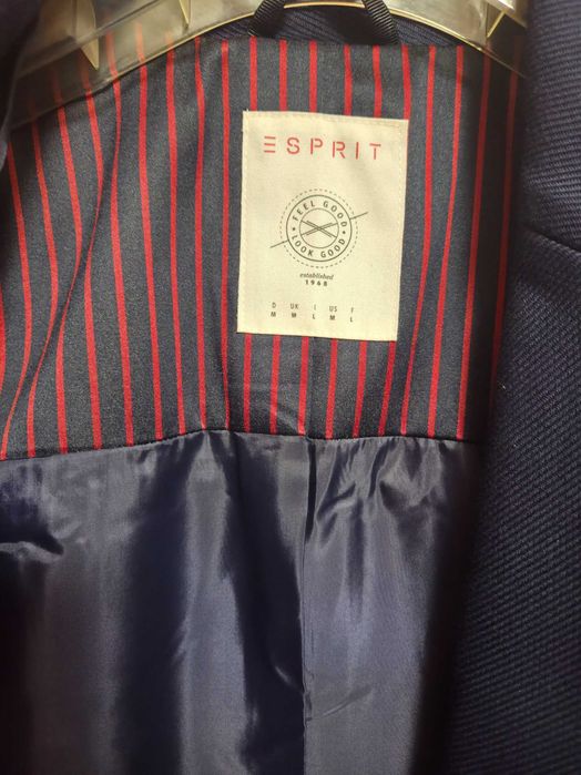 Спортно-елегантно палто Esprit