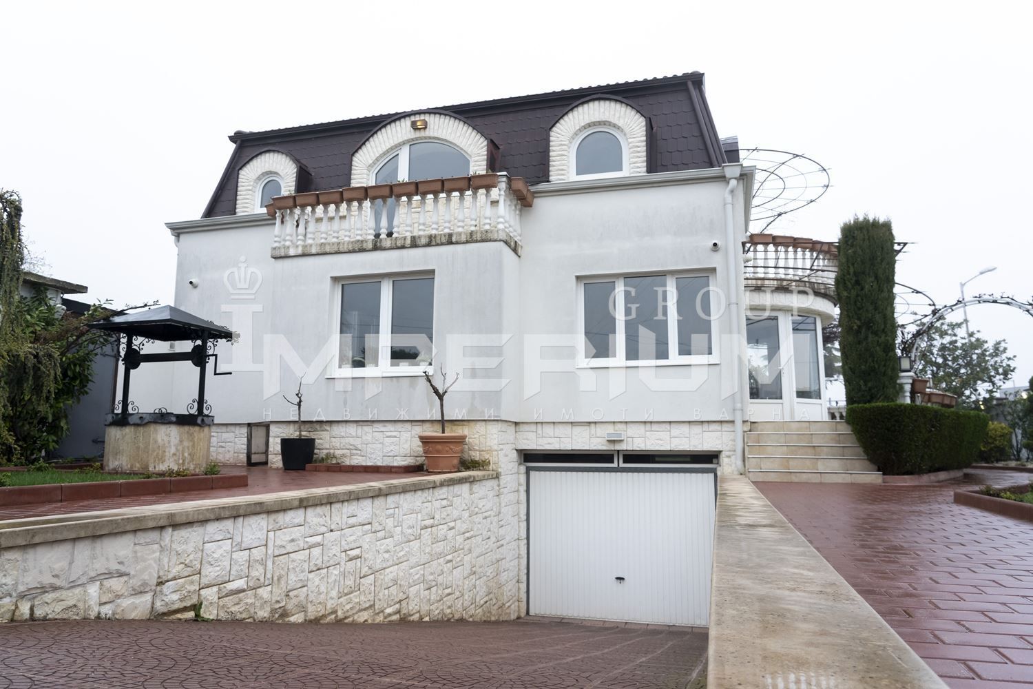 ПРОДАВА Луксозна дизайнерска къща -Акчелар, гр. Варна