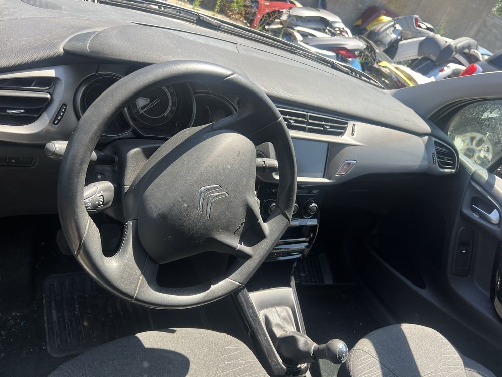 Citroen c3 1.2 vti  1.6d на части