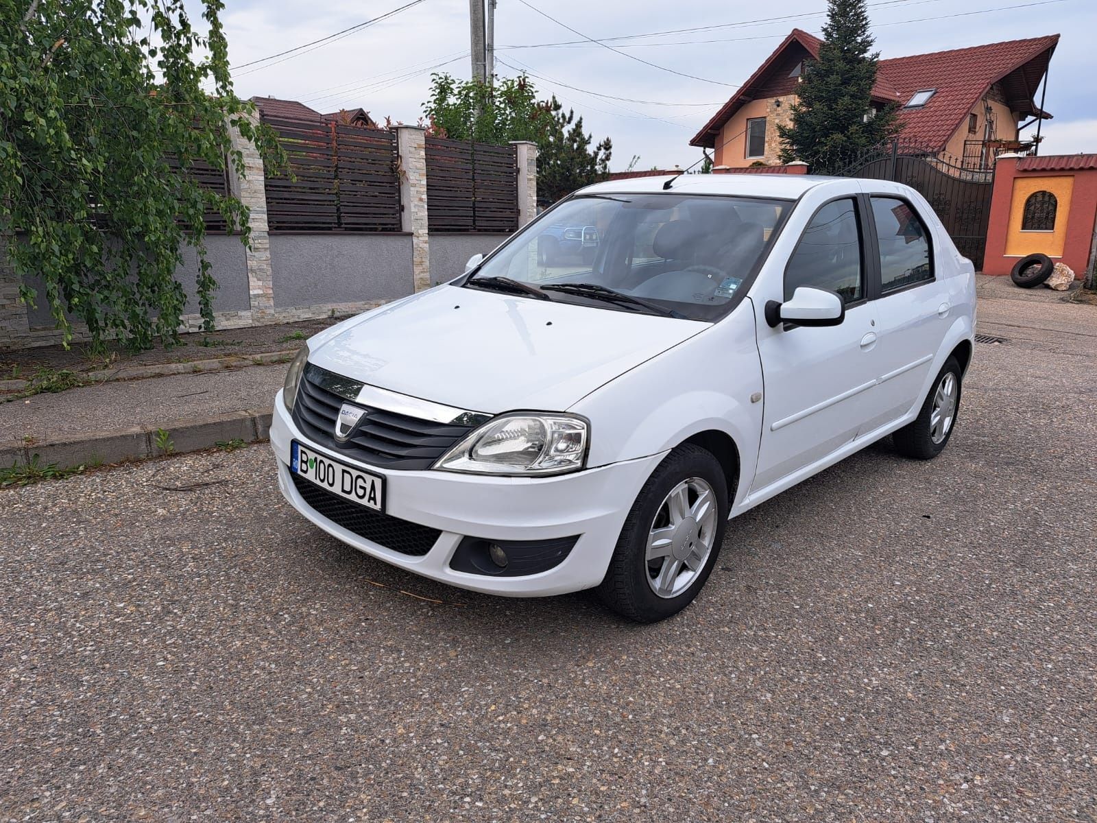 Dacia Logan Ambition full