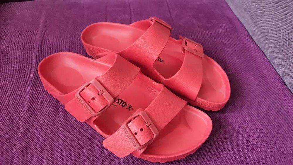 Slapi usori de plaja Birkenstock marimea 38