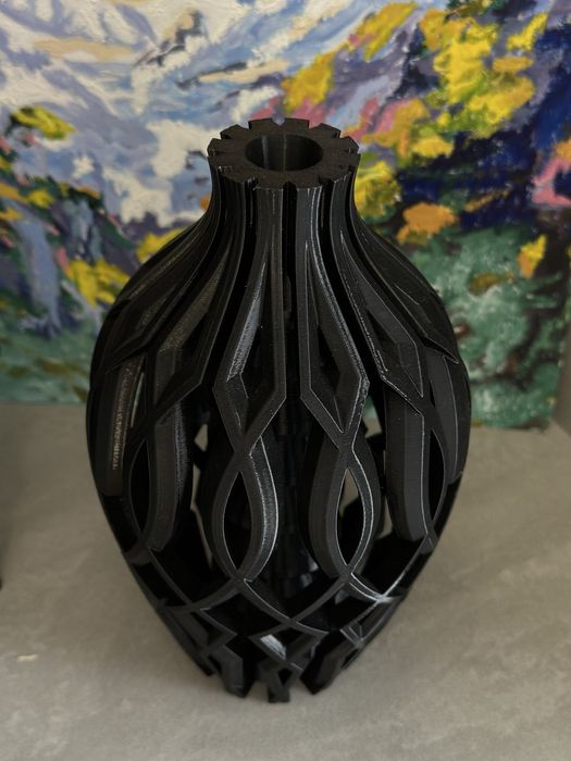 Продается ваза для интерьера