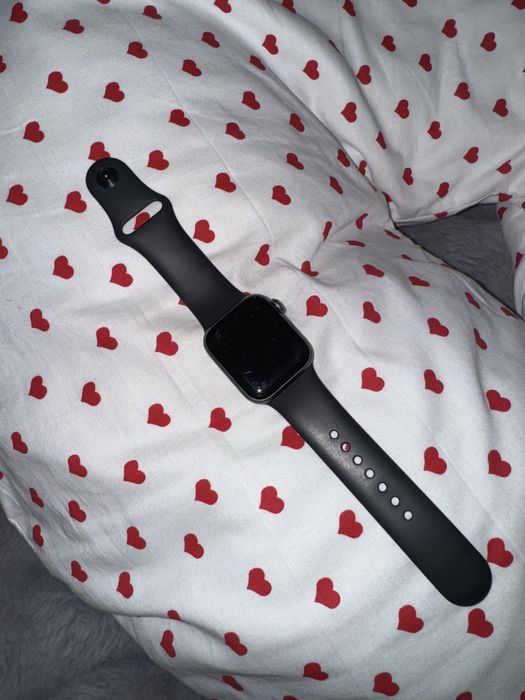 Продам часы apple watch 6 series