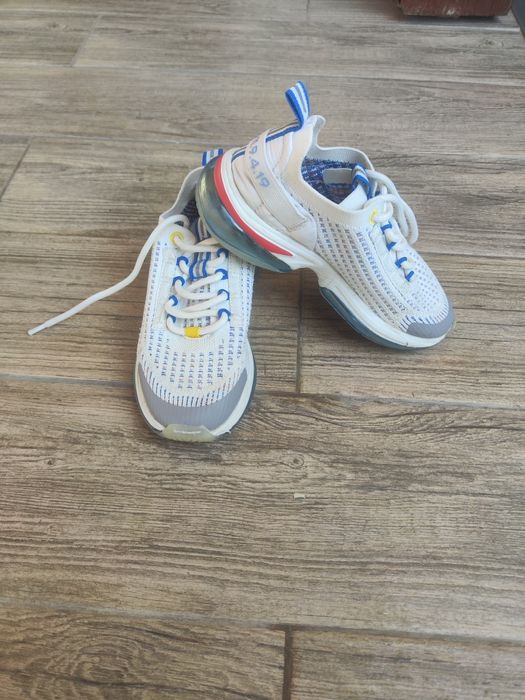 Adidasi Zara din plasă pentru copii!