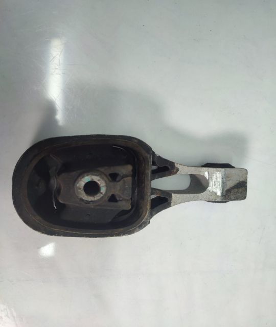 Suport cutie de viteze 1.2 benzina hn05 9824116780 Peugeot 2008 2 seria