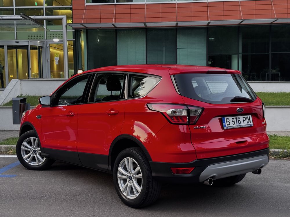 Ford Kuga Titanium 2018 EcoBoost - Carte Service