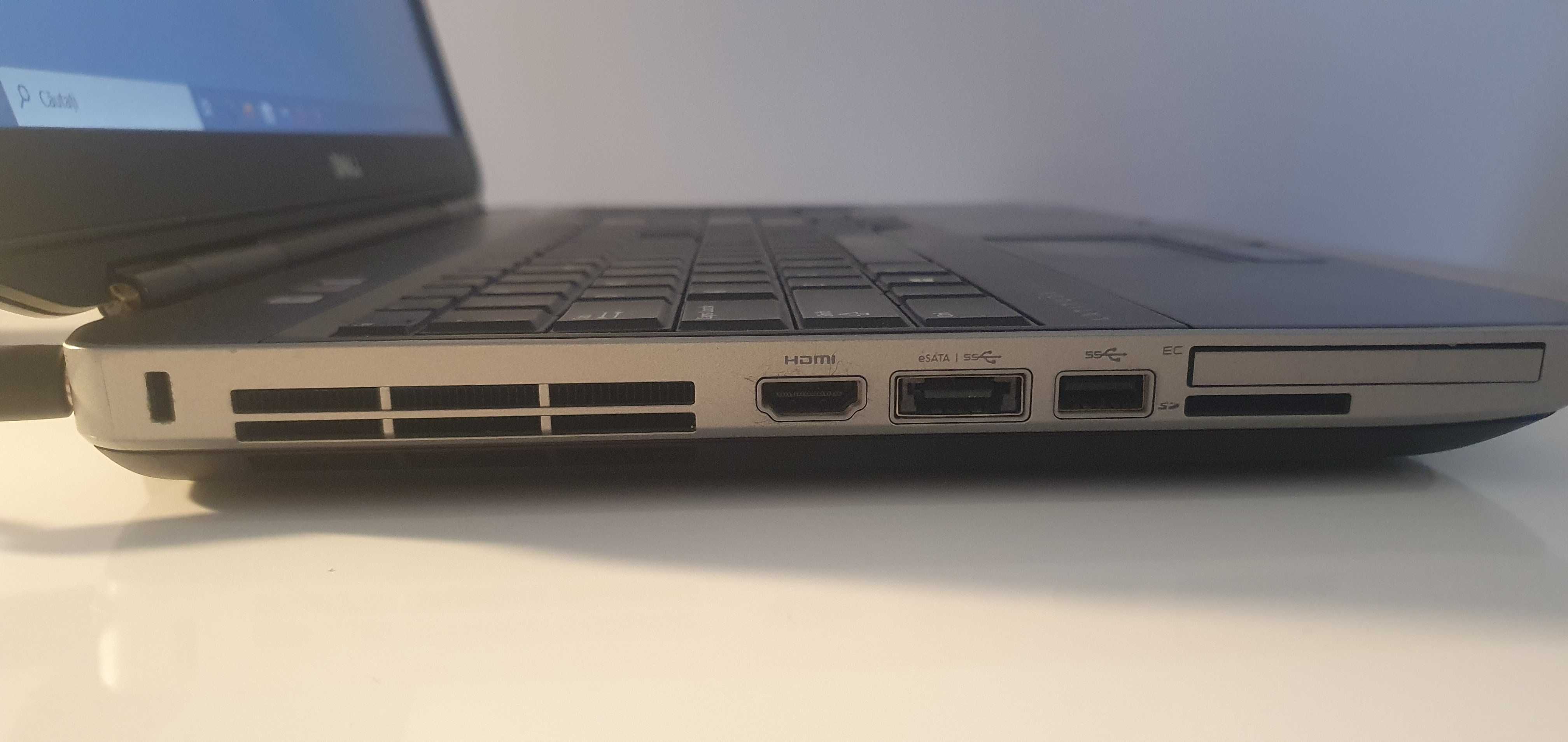 Dell Latitude E5530 / 15,6*