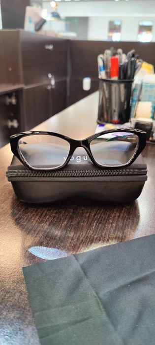 Ochelari dama ,vedere +2,marca Vouge,noi