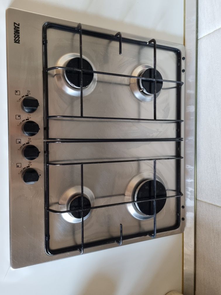 Vand plita aragaz cu gaz marca ZANUSSI