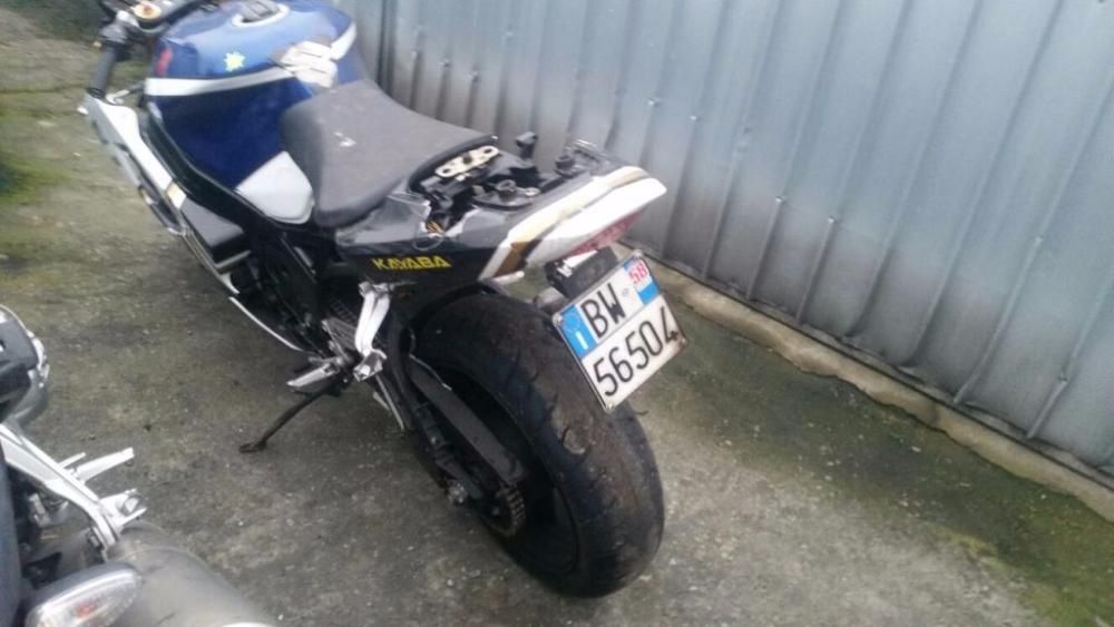 Мотоциклет, СУЗУКИ GSXR K4 1000сс-на части