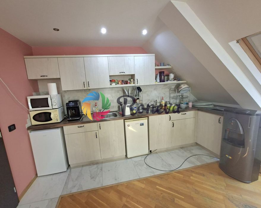 Дава се под наем Офис в Варна, Червен площад - 50 кв.м за 398.82 € - Снимка #3