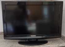 Телевизир PANASONIC 32 инча