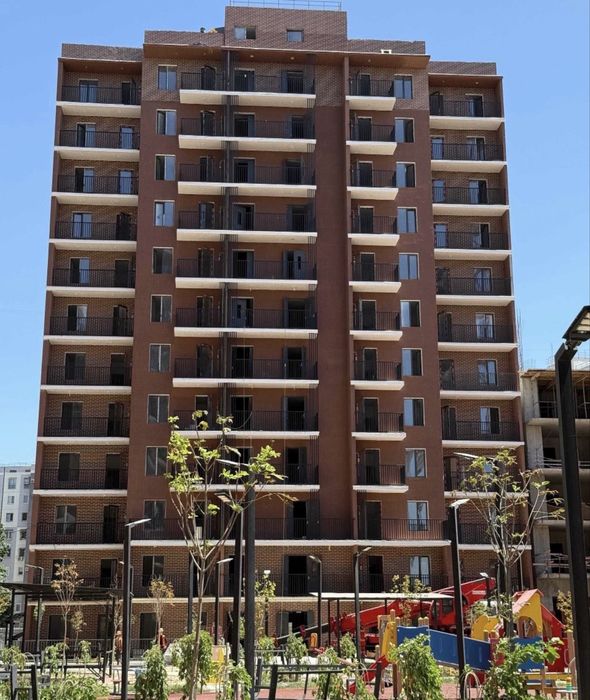 1- Комнатная ЖК Ассалом Сохил Продаю