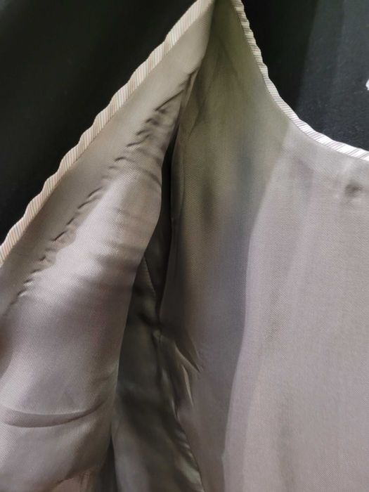 Lot de 2 sacouri zara si un costum cu fusta.