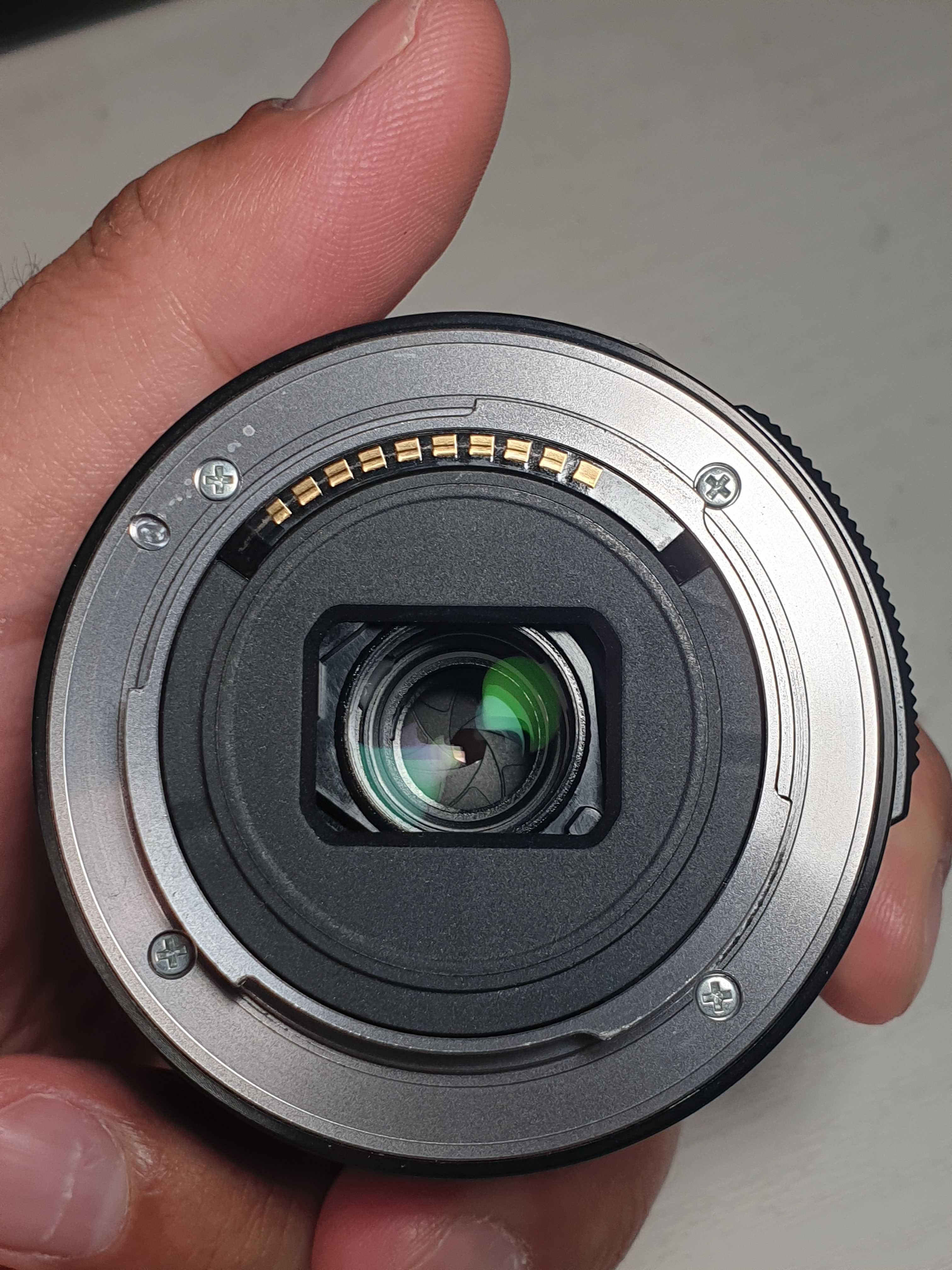 Sony E 16-50 OSS (APS-C) + переходное кольцо