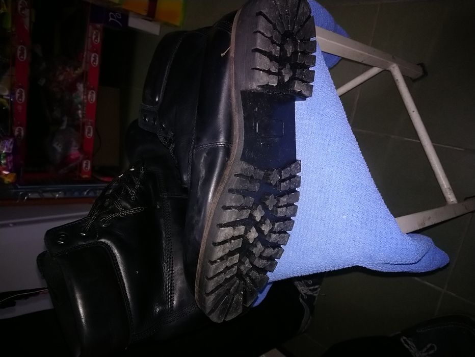 Ghete inalte , din piele pentru barbati , marimea 45